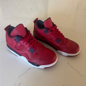 Nike Air Kids Jordan 4 Retro SE "FIBA" sneaker in gym red, white, and navy blue